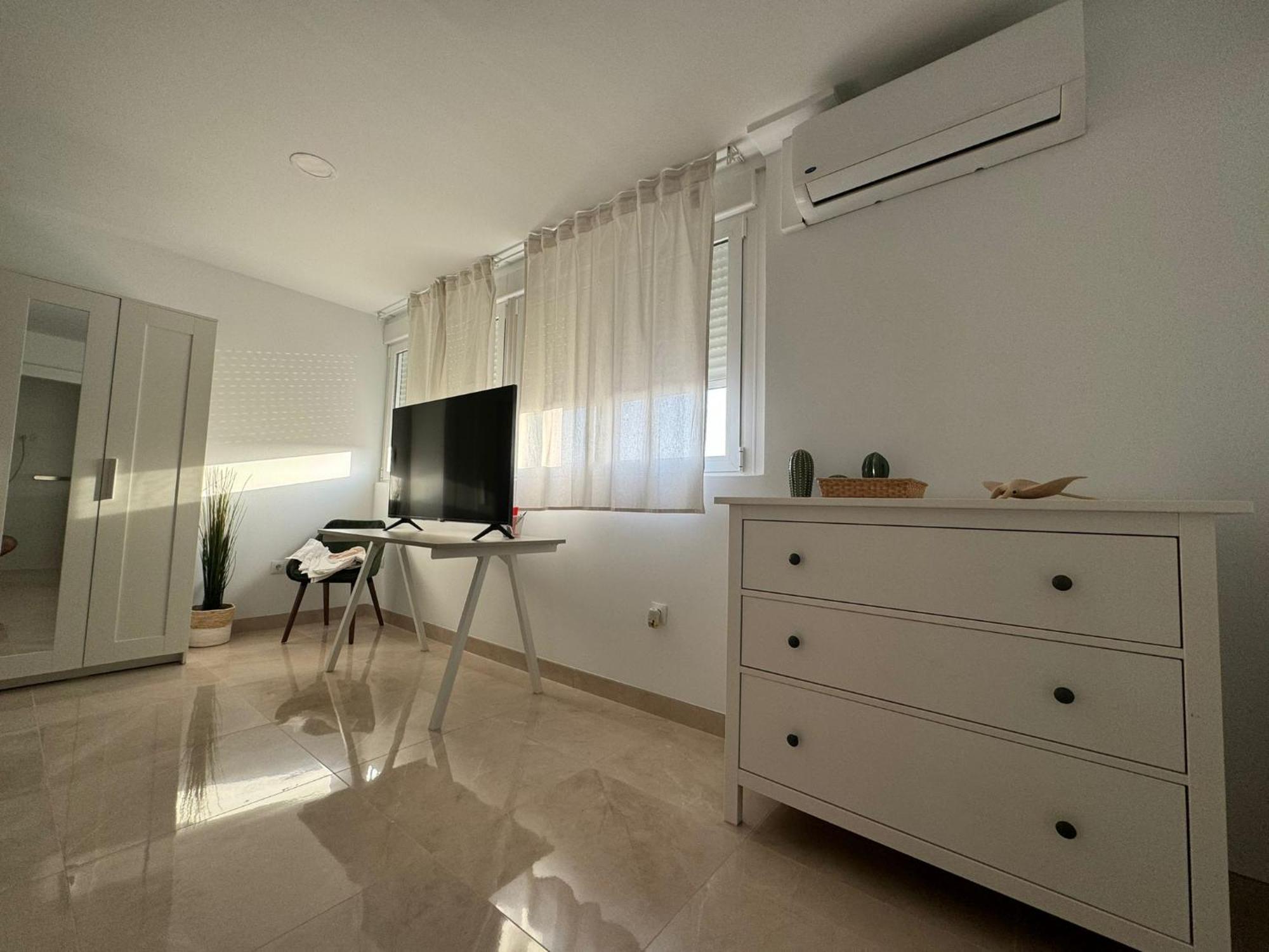 Tokyo Rooms Monsul Habitacion Premium Con Bano Privado Almería Dış mekan fotoğraf